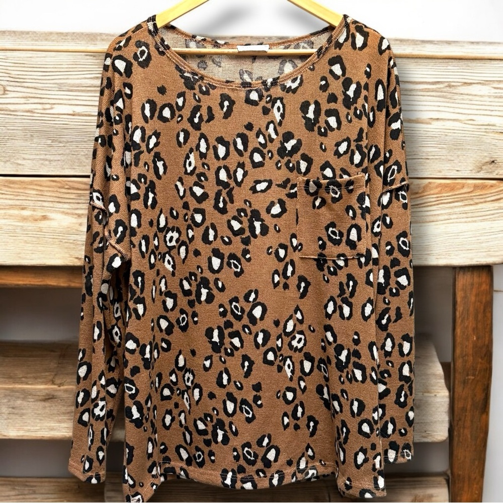First Love by‎ Lovelyn Lightweight Animal Print Sweater
